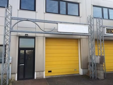 location local d'activités bondoufle 219 m²