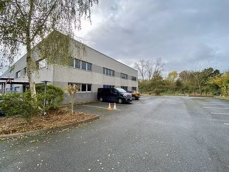 location local d'activités bondues 1 724 m²