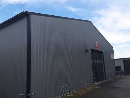 location local d'activités bretigny sur orge 416 m²