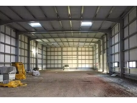 vente local d'activités breuillet 777 m²