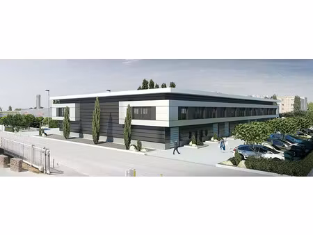 location local d'activités les pavillons sous bois 226 m²