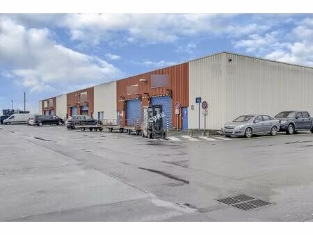 location local d'activités orly 1 502 m²