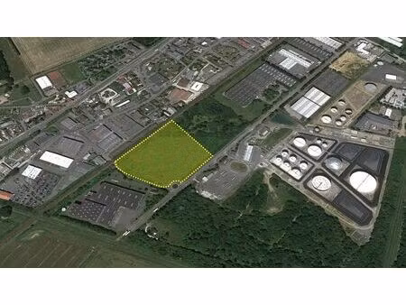 location terrain coignieres 26 262 m²