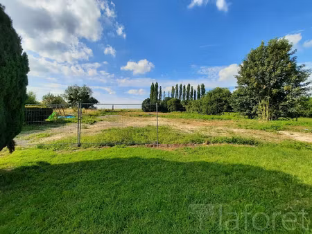 vente terrain 2583 m² à la fère (02800)  25 000 €