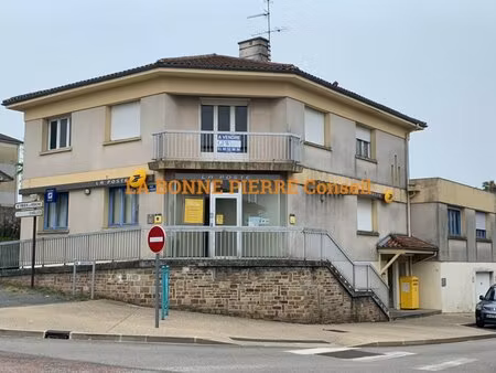 immeuble loué par la poste  placé en coeur de ville  idéal investisseur cherchant du défic