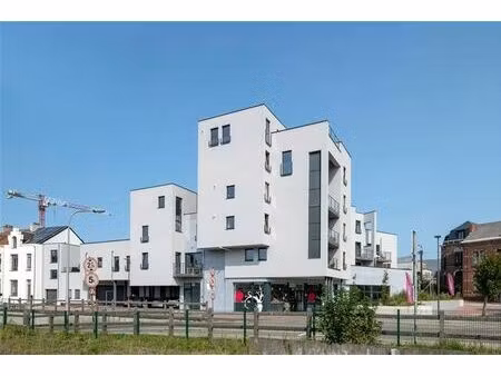 emplacement de parking intérieur