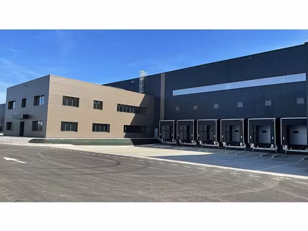 location entrepôt / local d'activités ste hermine 12 953 m²