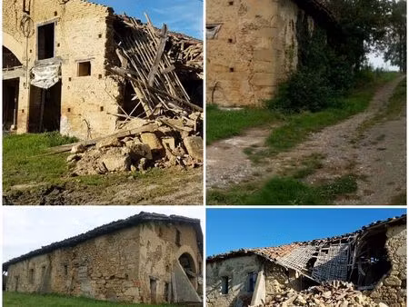ferme a renover vue pyrenees