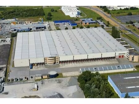 entrepôt à louer à strépy-bacquegnies