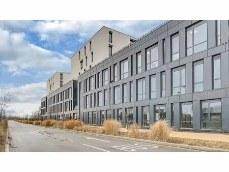 location bureau vaulx en velin 993 m²