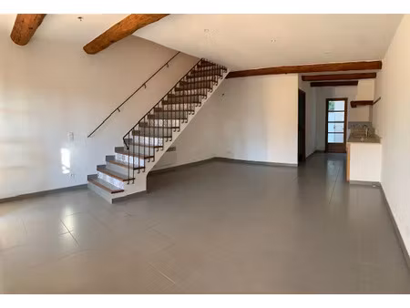 location maison 3 pièces 85 m² à chateaurenard (13160)  980 €