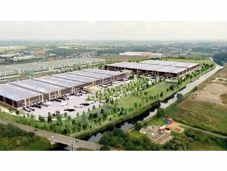 location entrepôt / local d'activités brebieres 37 399 m²