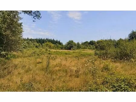 terrain à bâtir proche nontron