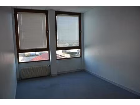 bureau 3ème 2 + accueil