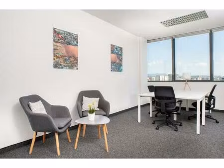 espace de bureau privé pour 3 personnes à lille europe