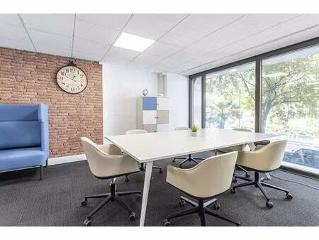 accès tout inclus à des espaces de bureau professionnels pour 10 personnes à nice city cen