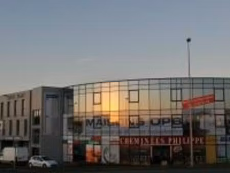 bureaux de 13 m² à 750 m²