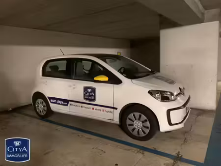 parking à louer - tours (37) - 67€