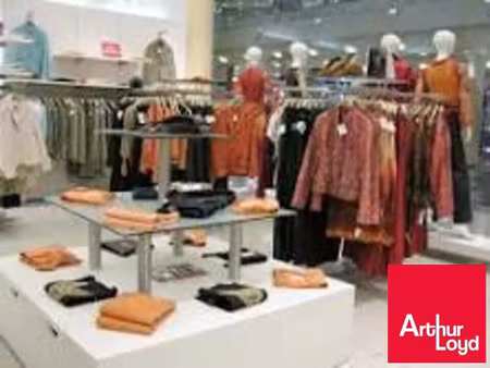 vente local commercial 75m2 anglet 64600 - 41000 € - surface privée