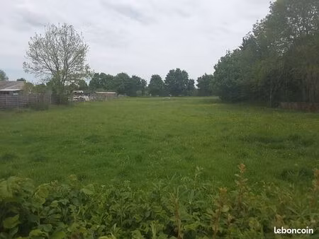 2 terrains non attenant pommiers 36190 de 1284 m2+ de 2785m2