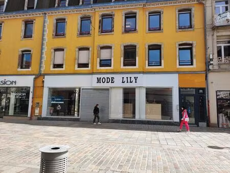 local commercial de 430 m² à belfort