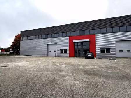 location local d'activités dagneux 3 945 m²