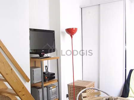 studio meublé avec concierge et local à vélos