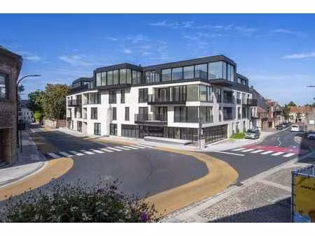 propriété commerciale d'environ 76 m² dans le projet sint-am