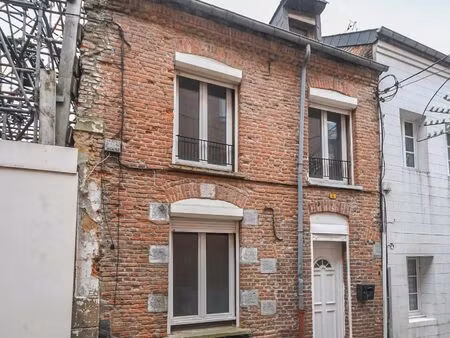 vente maison 5 pièces 86 m² avesnes-sur-helpe (59440)