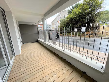 appartement 3 pièces de 84m² + 34m² de terrasse + 2 parking sous-sol ! castanet-tolosan