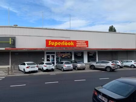 opportunite grande surface sur courcelles