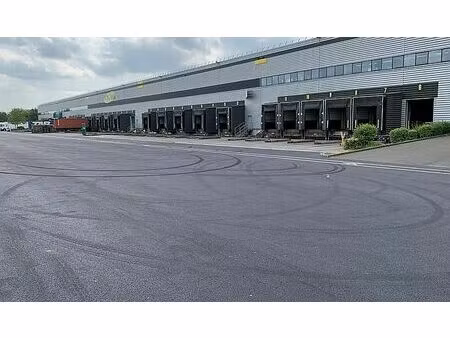 location entrepôt / local d'activités longueil ste marie 22 956 m²