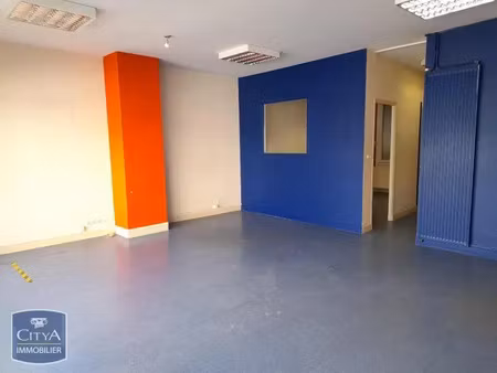 local commercial à louer 75 m² - chinon (37) - 720€