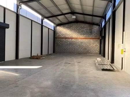 location local d'activités cestas 1 300 m²