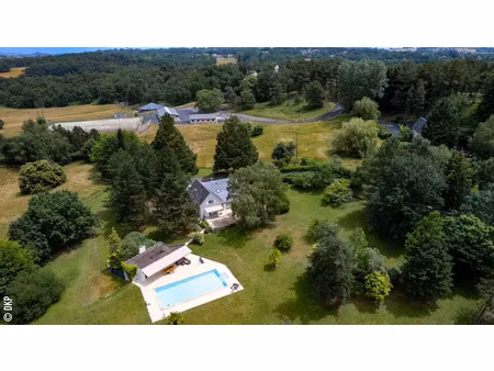 vente maison 15 pièces 335 m² à turenne (19500)  1 140 000 €