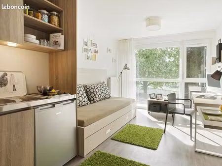 studio 1 pièce 18 m²