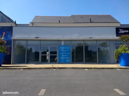 local d'activité gennes val de loire