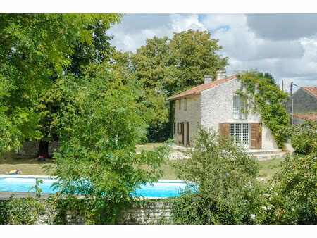 maison à vendre à aumagne (17770) - charente-maritime
