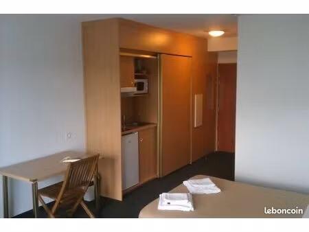 studio 28 m² appartement meublé proche basse-goulaine avec balcon
