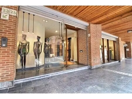 surface commerciale située au coeur de la renovation urbaine