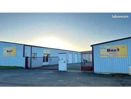 box  garde-meubles et garages individuels