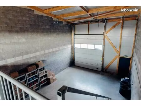 local d'activité 145 m²