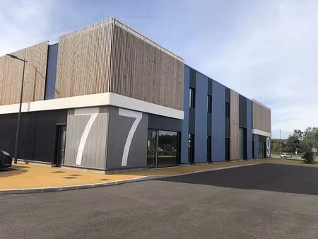 vente/location local d'activités sin le noble 941 m²