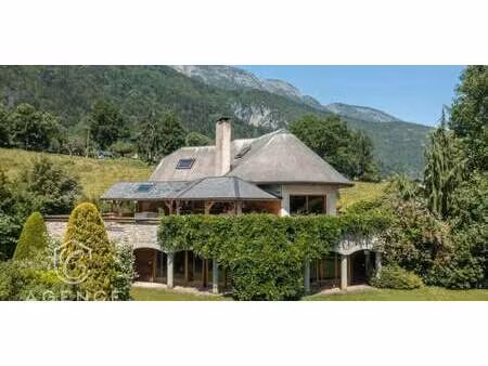 maison avec jardin lathuile (74)