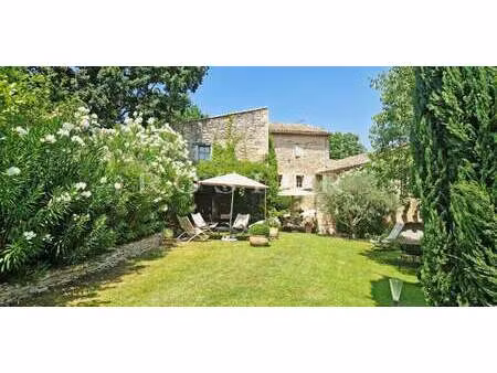 maison avec piscine beaumettes (84)