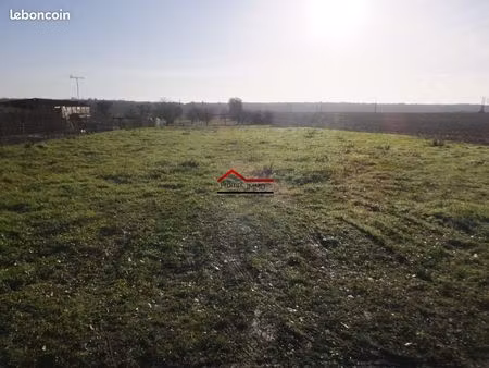 terrain 1850 m² la groutte