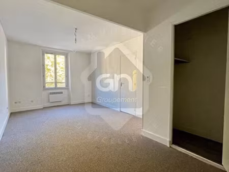location appartement 1 pièce 36.07 m² à barjols (83670)  397 €
