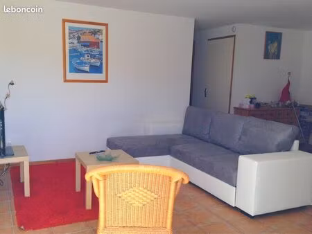 libre de suite. location gîte saint montan sud ardèche appartement 2 chambres