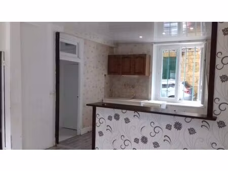 à louer appartement – 375 € |stenay
