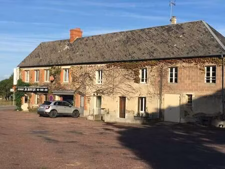vente bureaux et commerces au mesnil-vigot (50570) : à vendre / le mesnil-vigot
